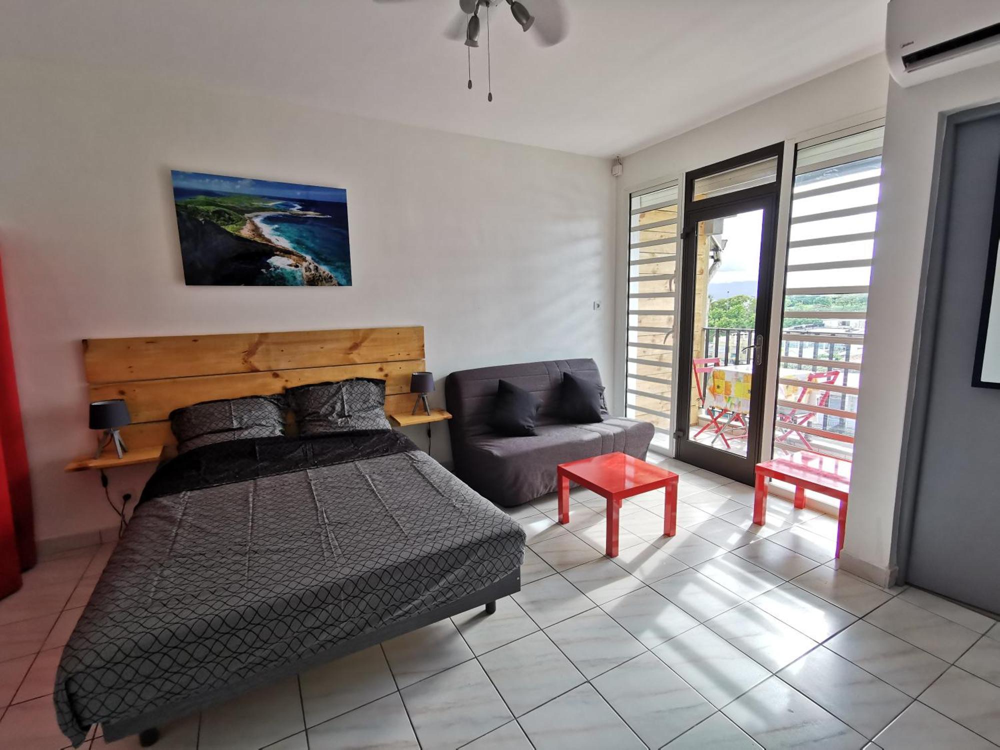 Appartement Vue Mer Et Montagne A 100M De La Plage 르 고지에 외부 사진